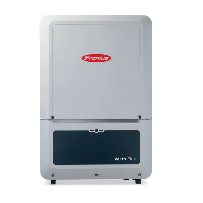 Fronius Verto Plus inverter. Product range shown.